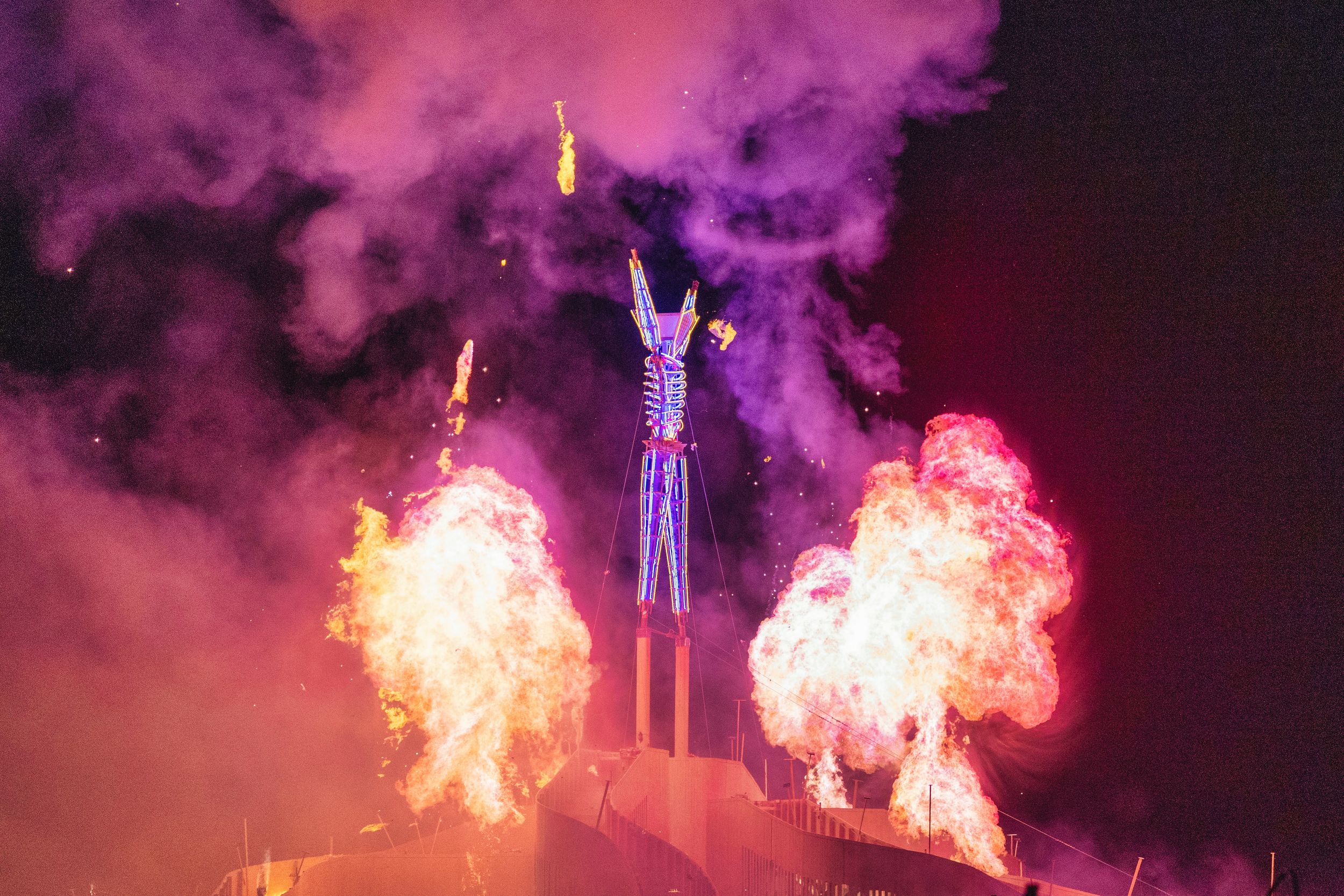 Burning Man · 01